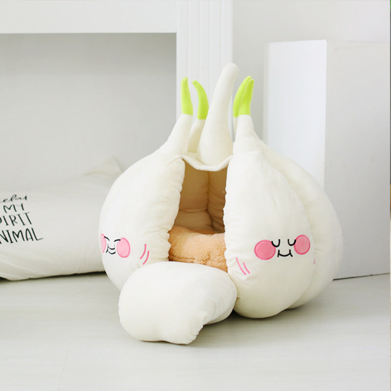 Premium Winter Cat and Small Dog Bed– Soft Cotton Comfort