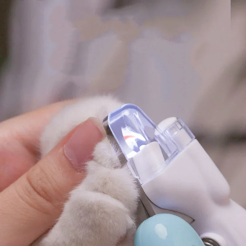 LED Pet Nail Clippers & Grinder for Dogs & Cats - FurTrend