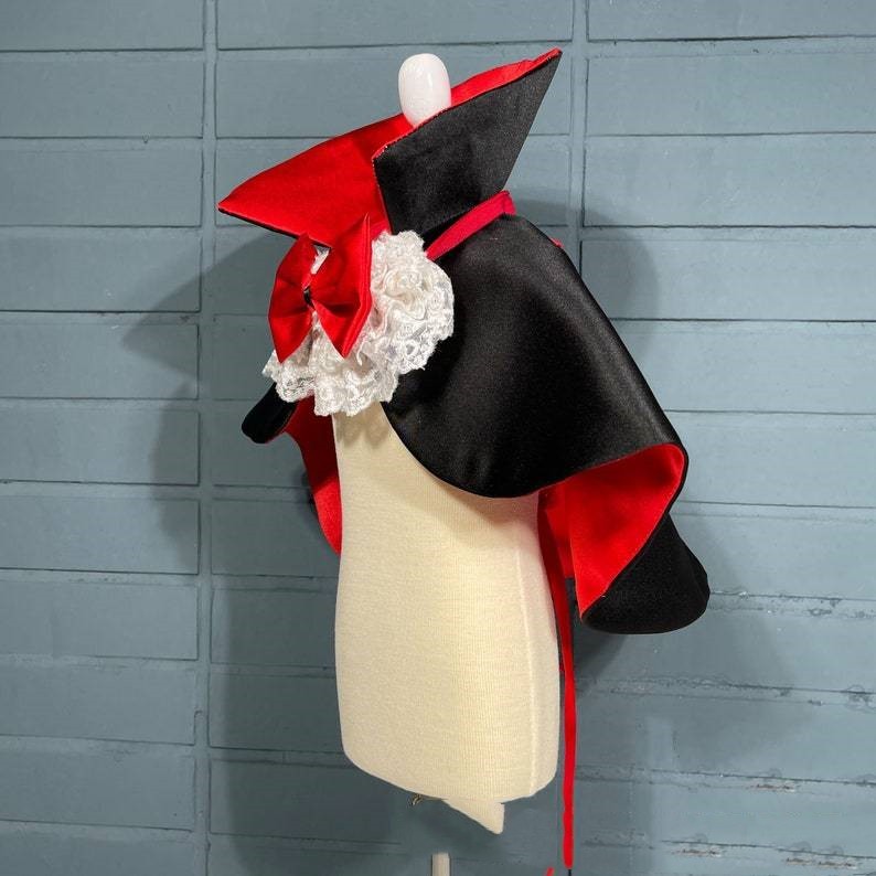 Pet Halloween Vampire Cloak Windbreaker Costume - FurTrend