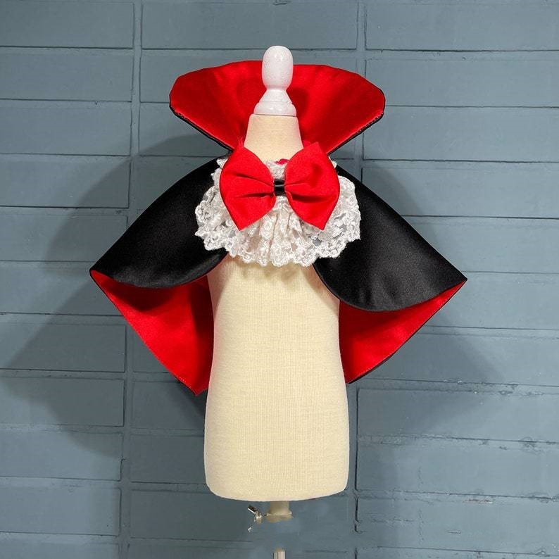 Pet Halloween Vampire Cloak Windbreaker Costume - FurTrend