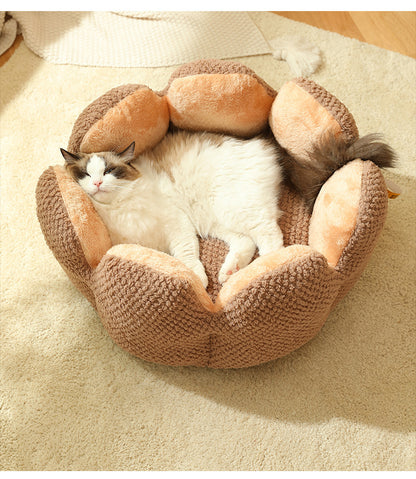 Cozy Cactus Pet Bed for Dogs & Cats - FurTrend