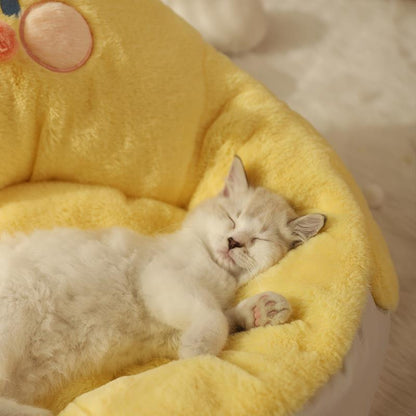 Chicken's Cozy Bed for All Seasons - Cats & Small Dogs - FurTrend